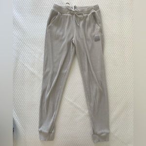 ALO beige joggers